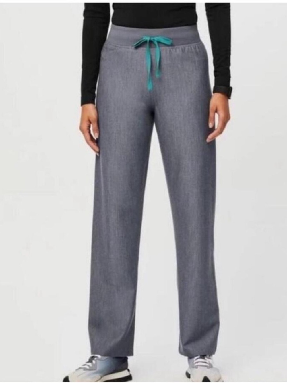 NWT FIGS Livingston Basic Scrub Pants in graphite, size Small Tall